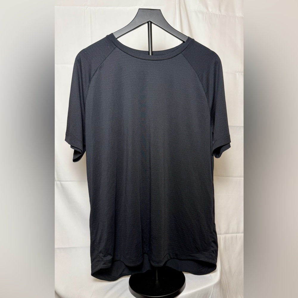 CRZ YOGA Men's Black Short Sleeve Tee